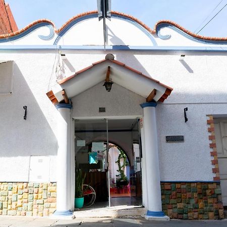 Hostal Zeballos タリハ エクステリア 写真