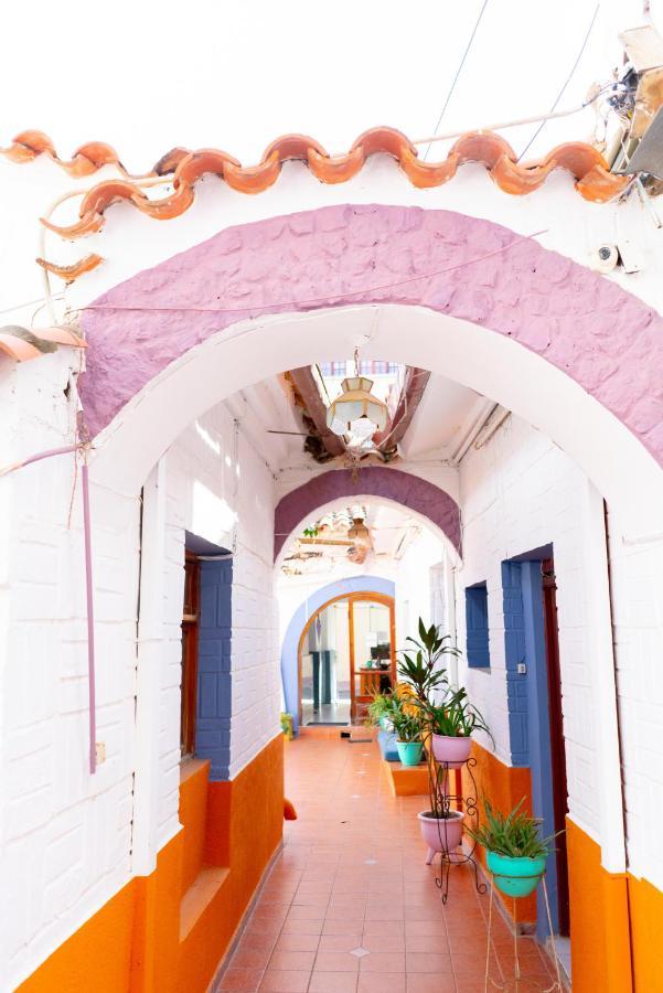 Hostal Zeballos タリハ エクステリア 写真