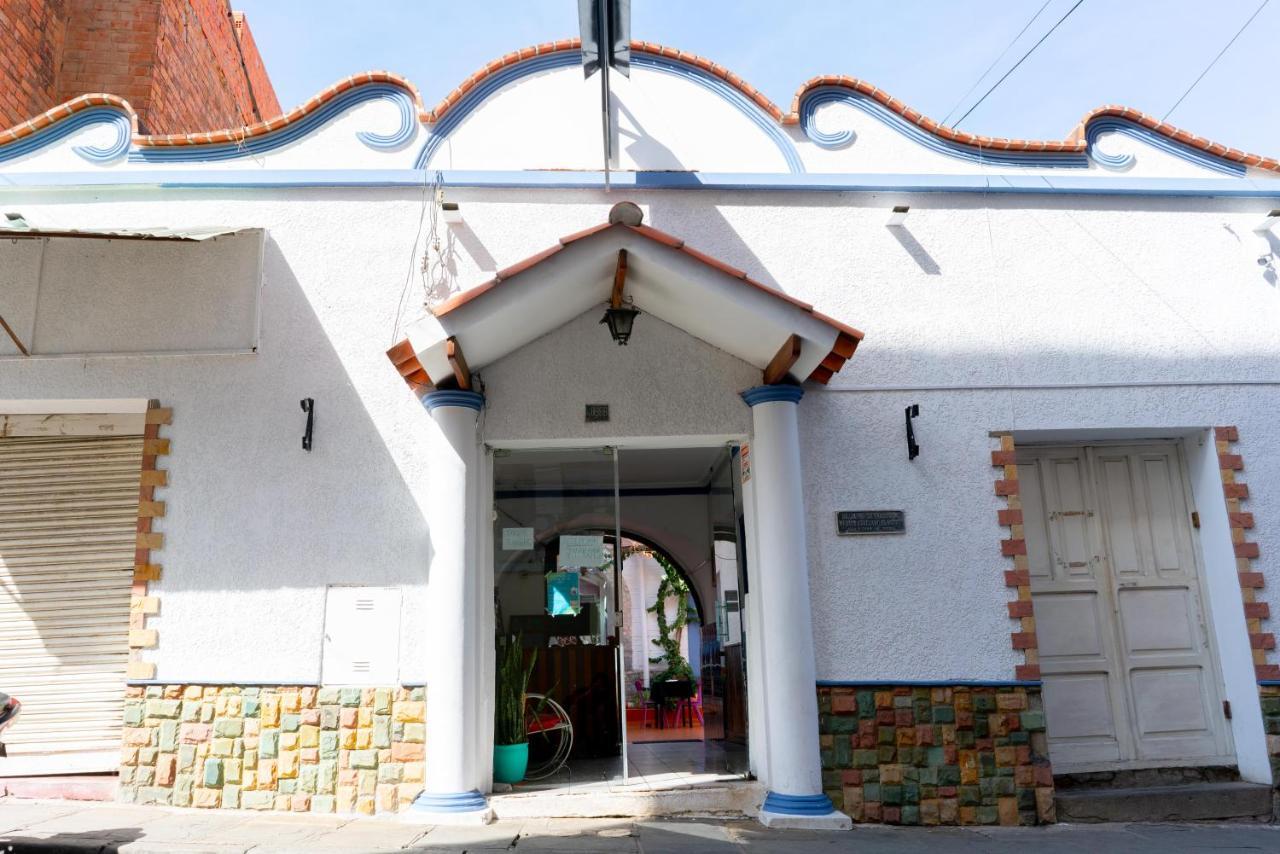 Hostal Zeballos タリハ エクステリア 写真