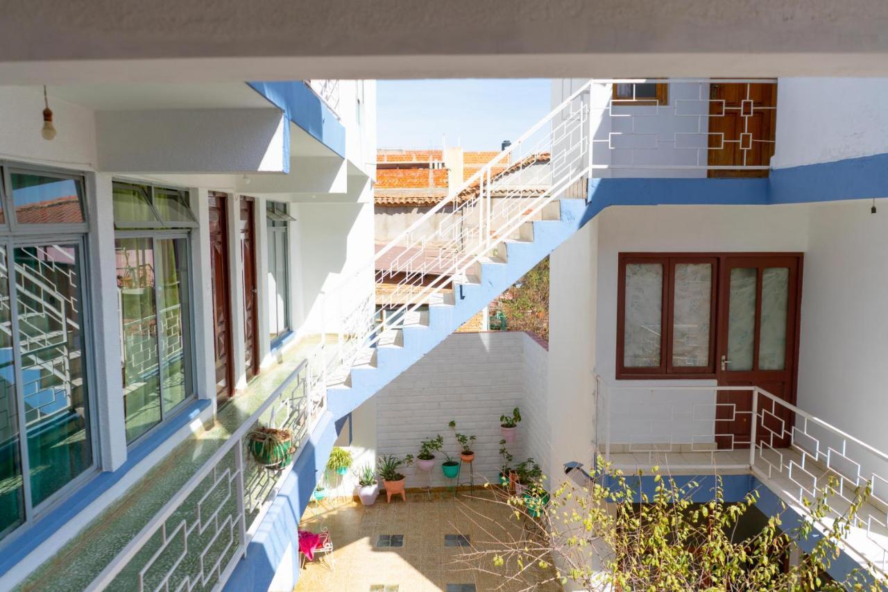 Hostal Zeballos タリハ エクステリア 写真