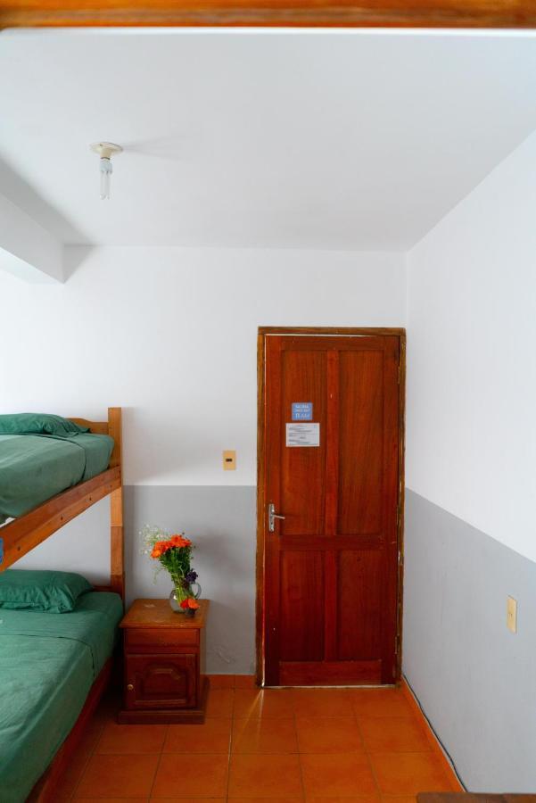 Hostal Zeballos タリハ エクステリア 写真