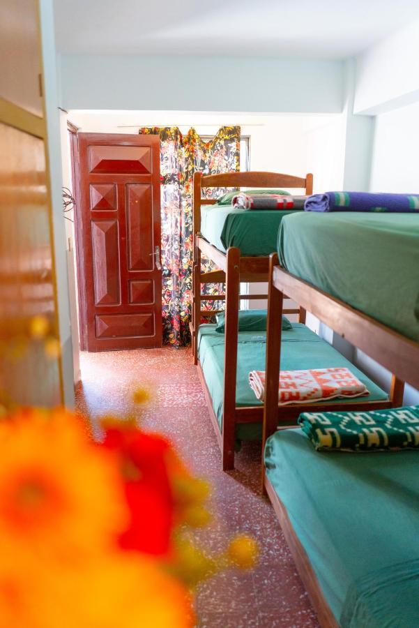 Hostal Zeballos タリハ エクステリア 写真